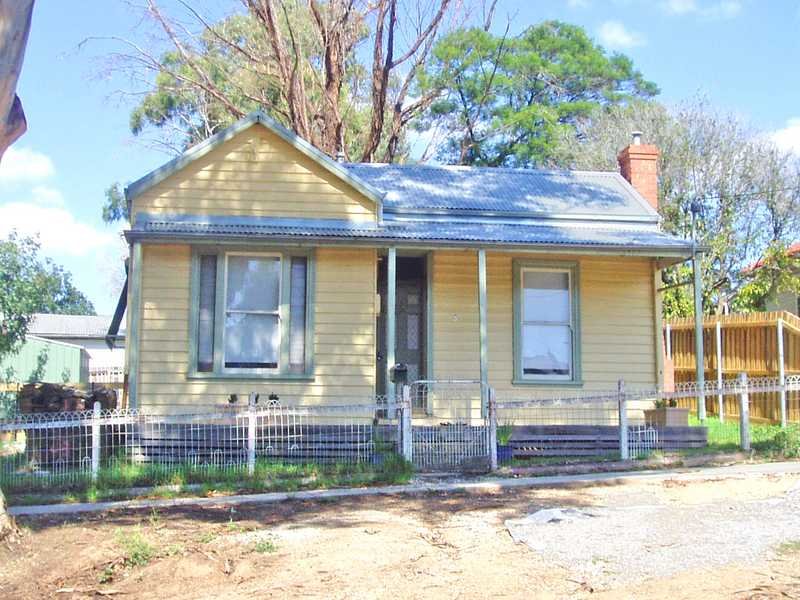 3 Olive Street, Bendigo, Vic 3550 Property Details