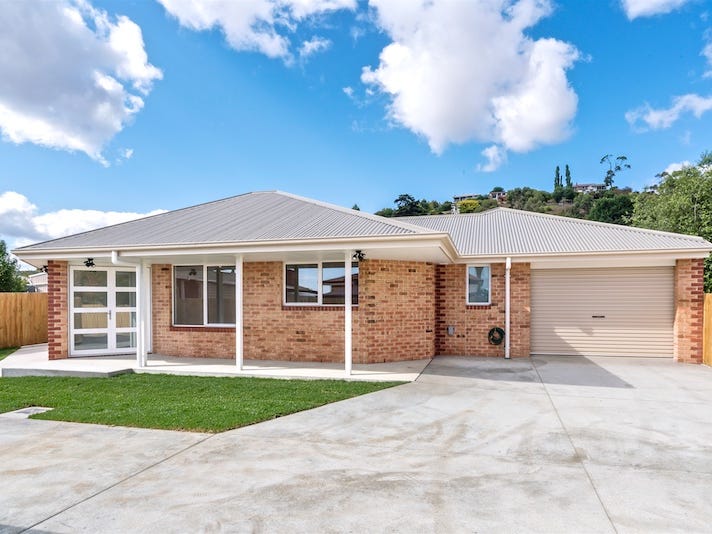 2/106 Leven Street, Ulverstone, Tas 7315 Property Details