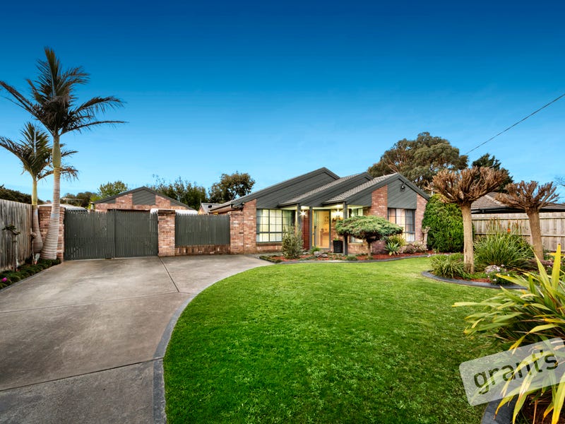 12 Cameron Way, Pakenham, Vic 3810 Property Details