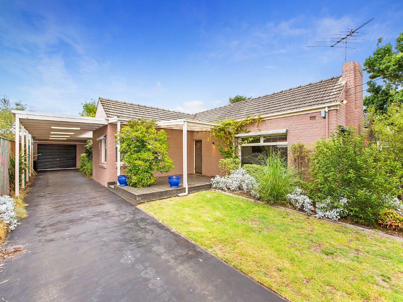 10 Holding Street, Beaumaris, Vic 3193 Property Details