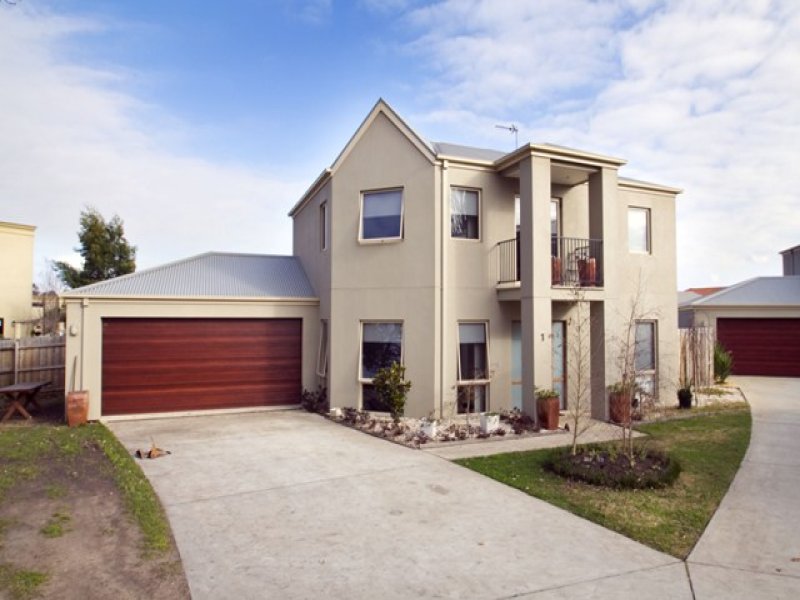1/2 Hedges Avenue, Traralgon, VIC 3844