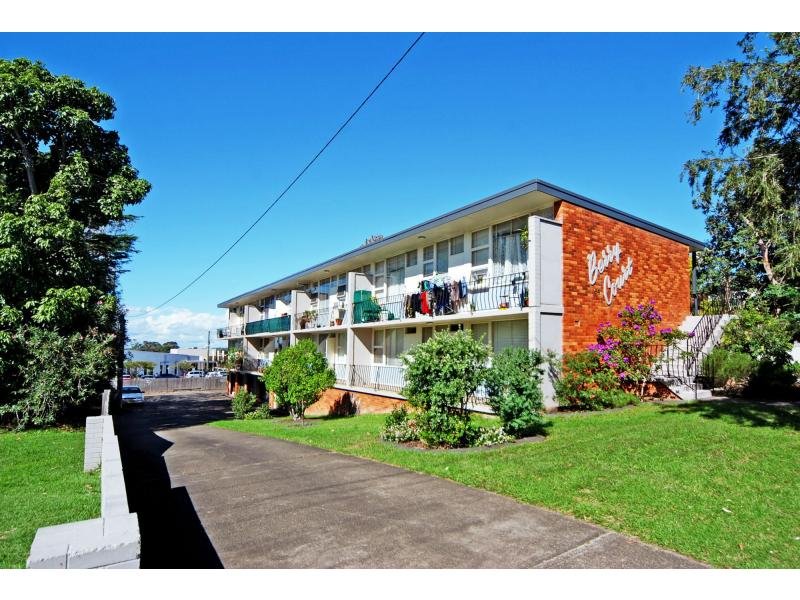 2/64 Berry Street, Nowra, NSW 2541 Property Details