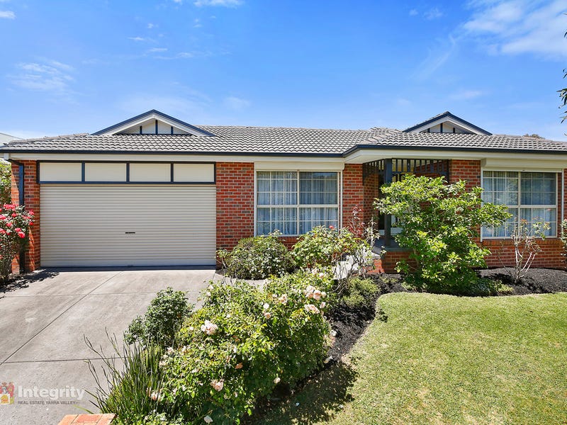 8 Clearwater Drive, Lilydale, Vic 3140 Property Details