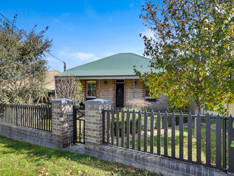 60 SANDFORD AVENUE, Lithgow, NSW 2790 House for Sale