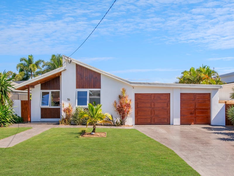 16 Robin Avenue, Paradise Point, QLD 4216 16 Robin Avenue, Paradise Point, QLD 4216