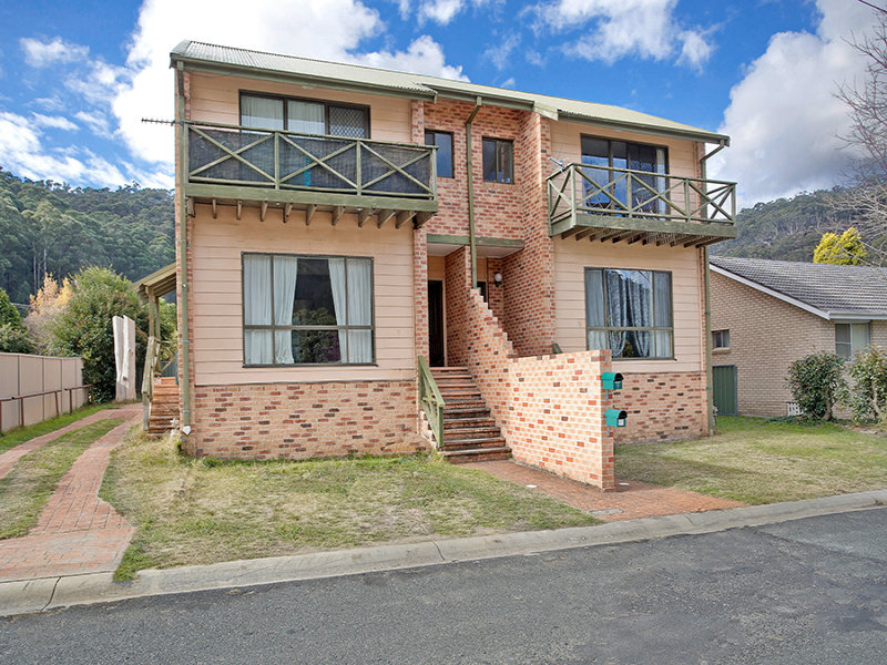 1 & 2 9 Ramsay Street, Lithgow, NSW 2790 Property Details