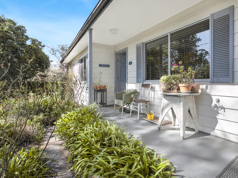 13 Renwick Drive, Mittagong, NSW 2575 Property Details