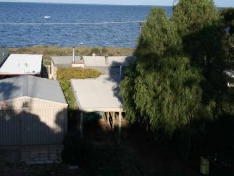 18 The Esplanade, Clinton, SA 5570 Property Details