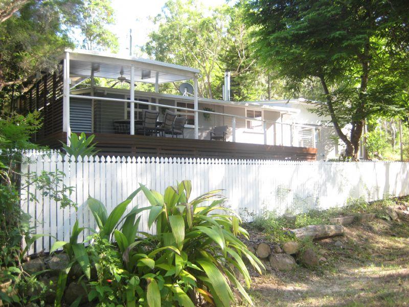 10 Jubilee Street, Somerset Dam, QLD 4312