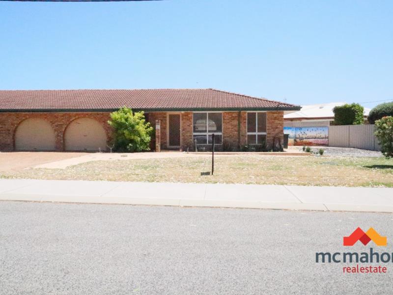 10 Drummond Way, Cervantes, WA 6511