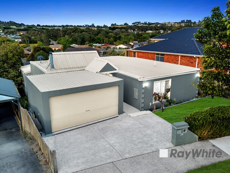 28 Telford Drive, Berwick, Vic 3806 - House for Sale - realestate.com.au