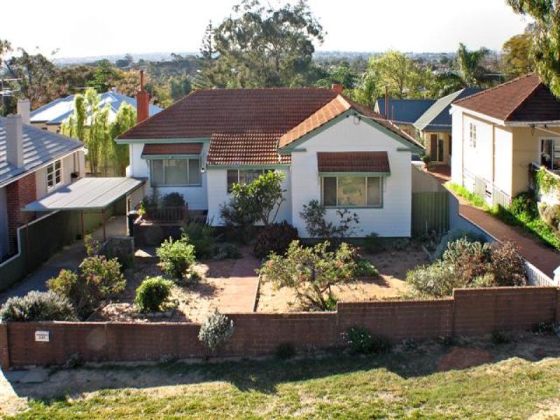 220 Alice St, Doubleview, WA 6018 Property Details