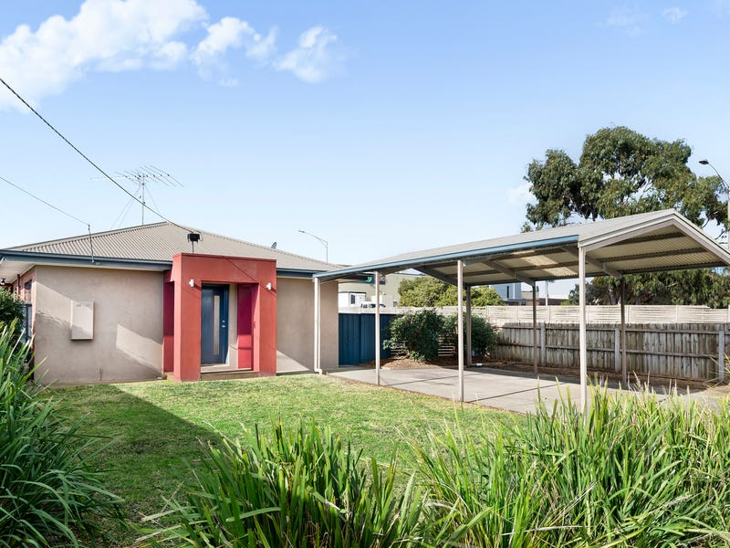 8 Carolanne Drive, Drysdale, Vic 3222 House for Rent