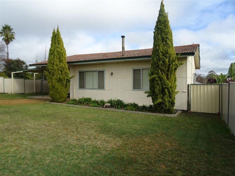 63 Arnott Street, Manjimup, WA 6258