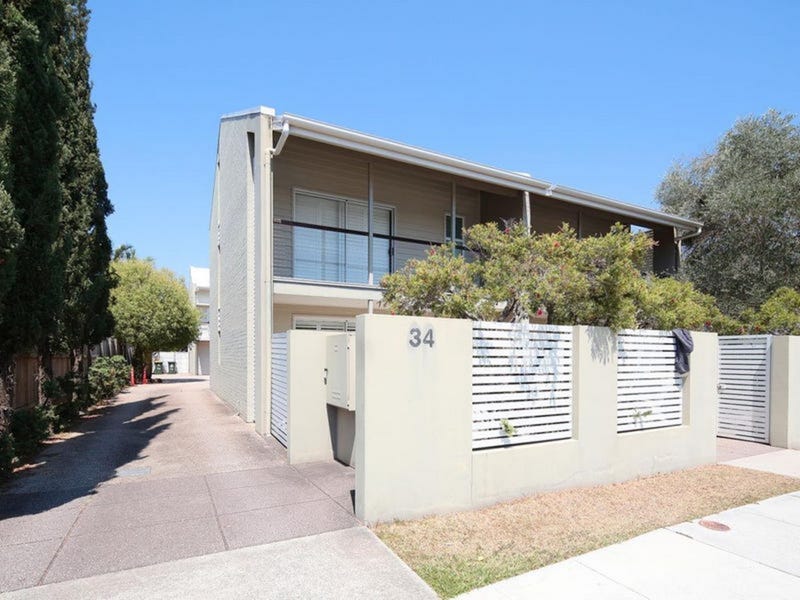 2/34 Barton Road, Hawthorne, Qld 4171