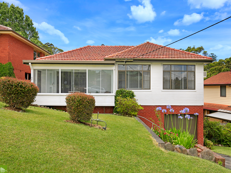 37 Yates Avenue, Mount Keira, NSW 2500