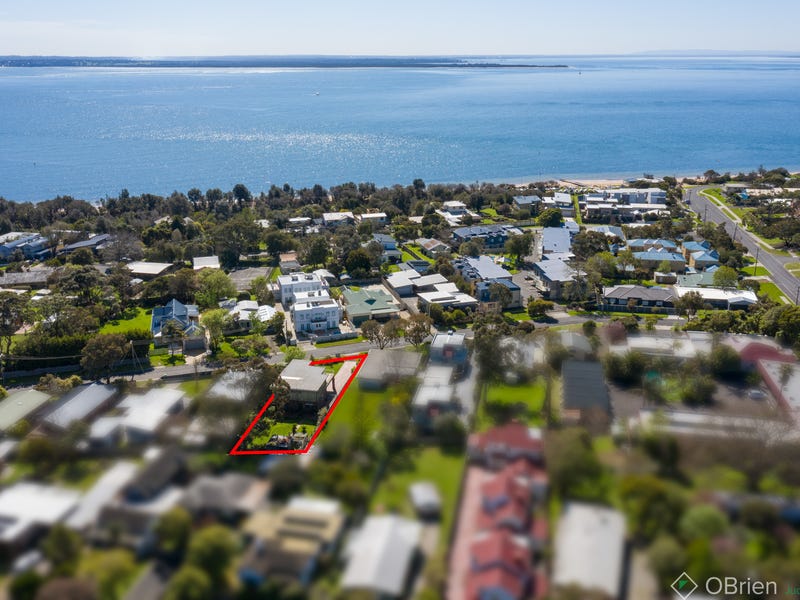 9 Vaughan Street, Cowes, Vic 3922 Property Details