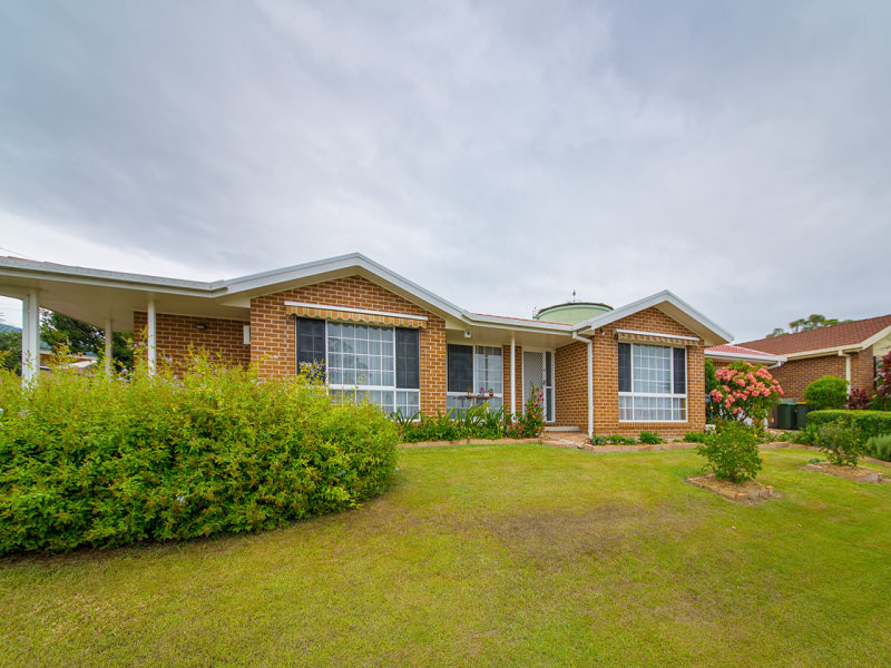 1 Palanas Drive, Taree, NSW 2430 Property Details