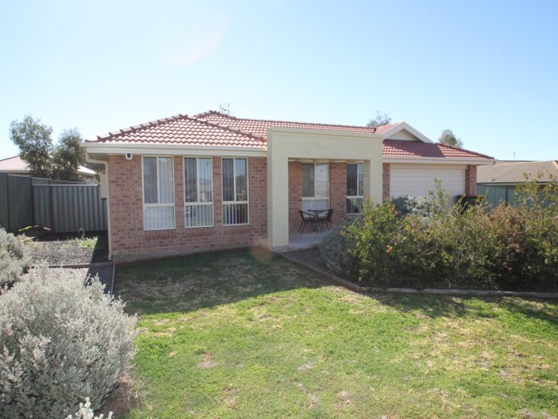13 Peter Coote Street, Quirindi, NSW 2343 Property Details