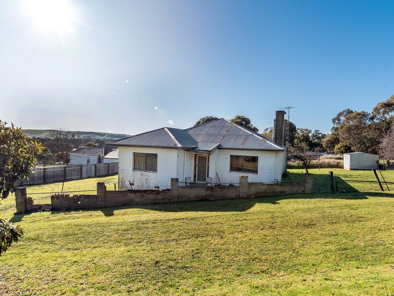 14 Portland Road, Coleraine, Vic 3315 House for Sale