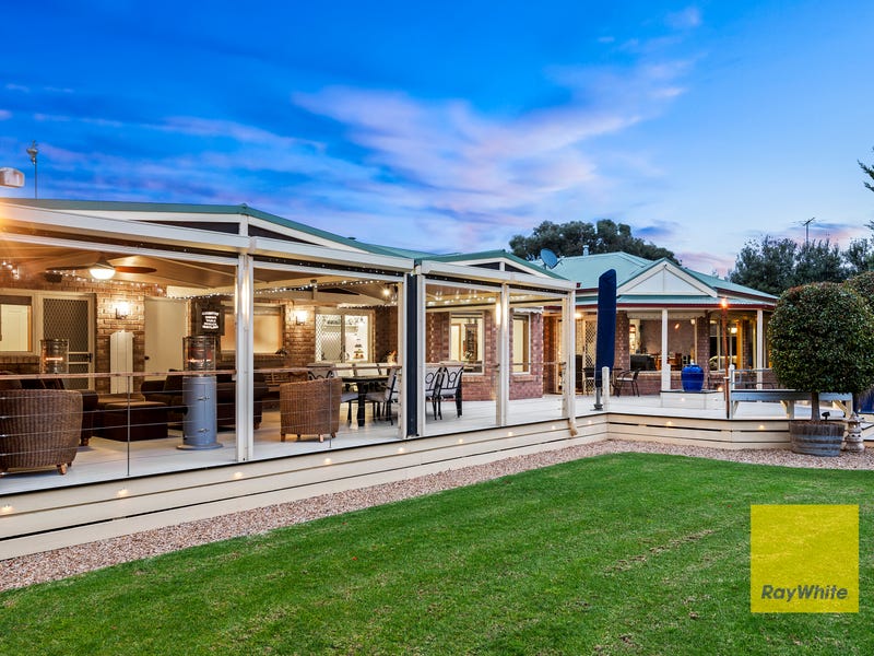 3133 Woods Road, St Albans Park, VIC 3219