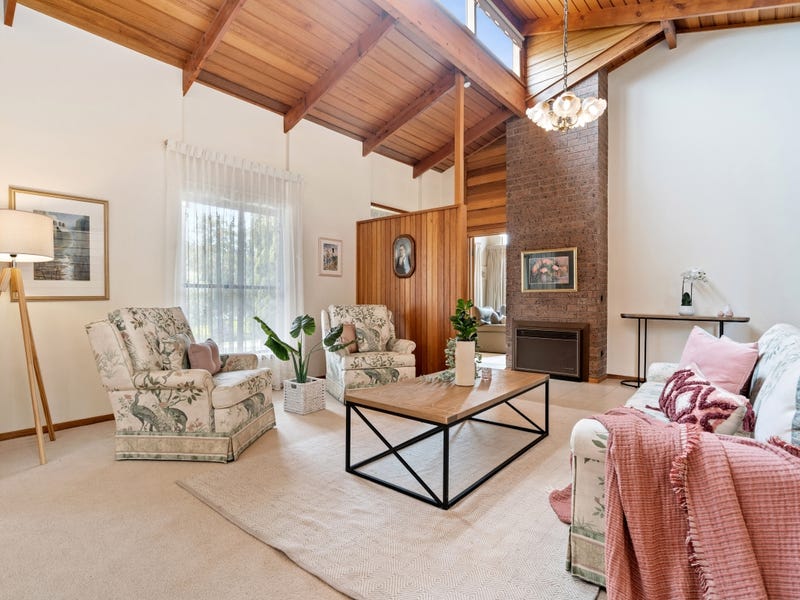 19 Fairlie Drive, Flagstaff Hill, SA 5159