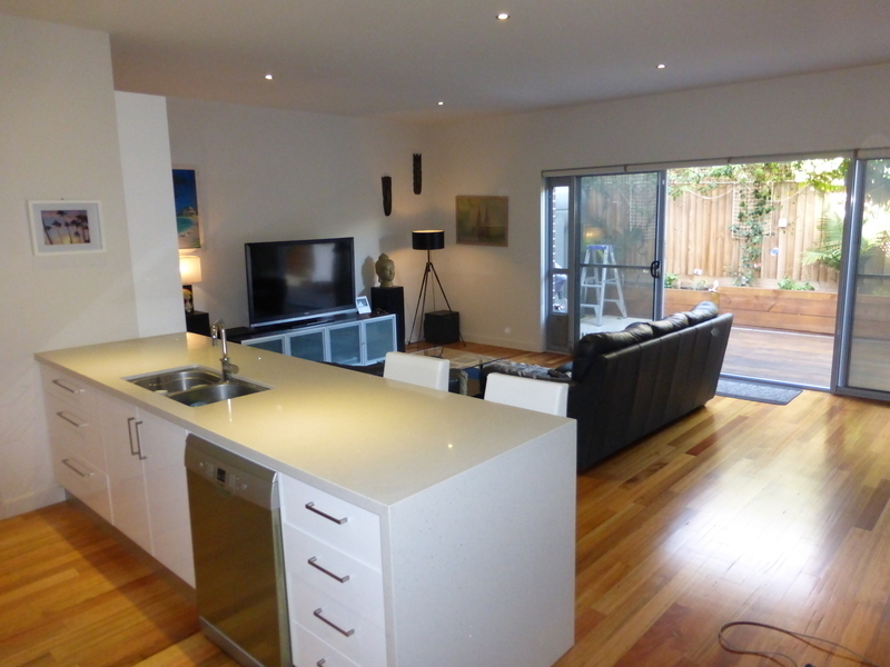 2/21 Culloden Street, Brunswick West, VIC 3055