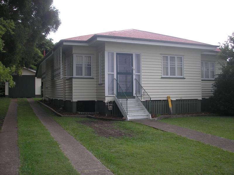 84 Blackstone Road, Silkstone, QLD 4304