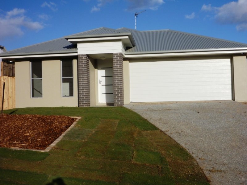 12 Fletcher Cres, Pacific Pines, QLD 4211