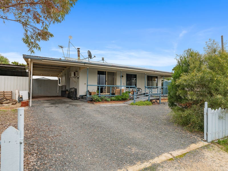38 Sandpiper Drive, Thompson Beach, SA 5501