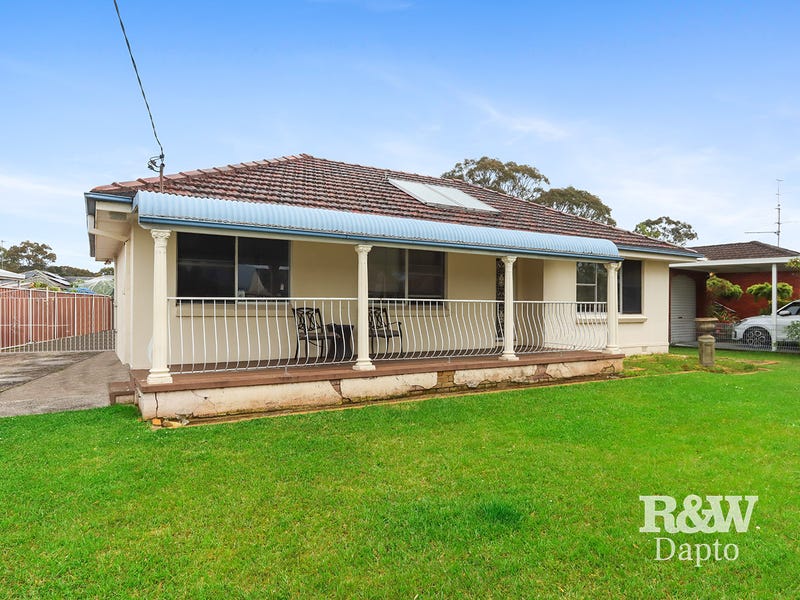 38 Craig Crescent, Dapto, NSW 2530 Property Details