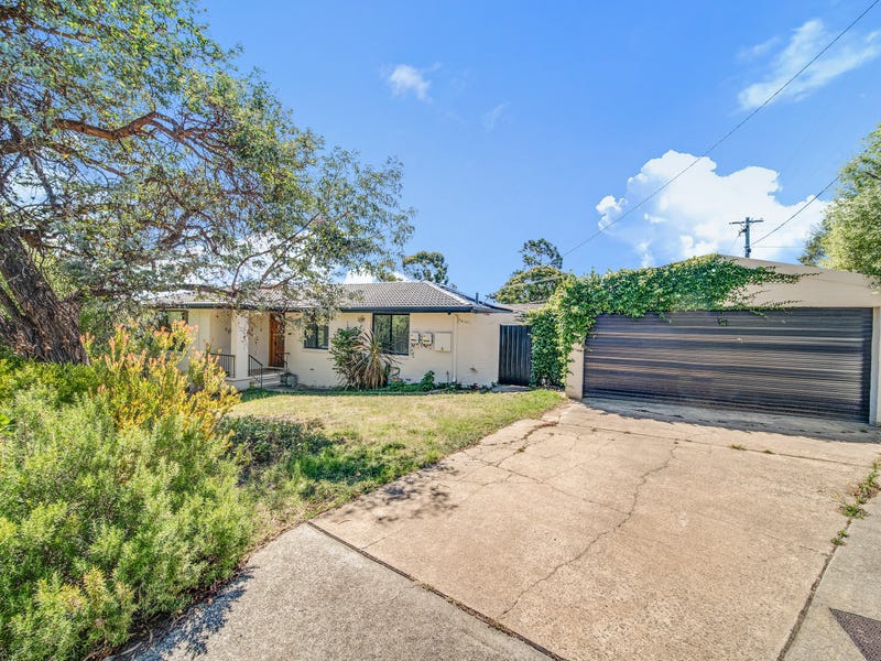 33 Lawrence Crescent, Kambah, ACT 2902 Property Details