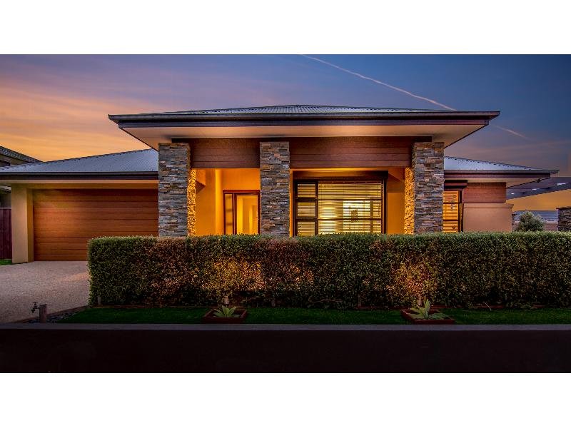 2 Mosaic Drive, Lalor, Vic 3075 Property Details