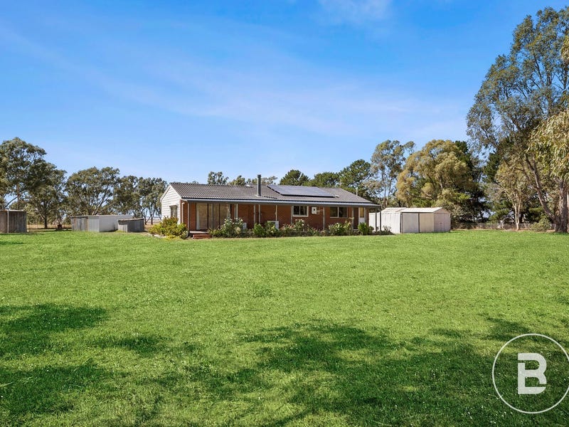30 Foulkes Cres, Clunes, VIC 3370