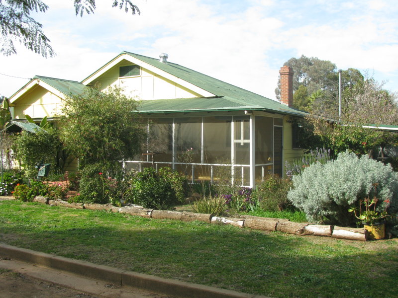 103 Fourth Avenue, Narromine, NSW 2821 Property Details