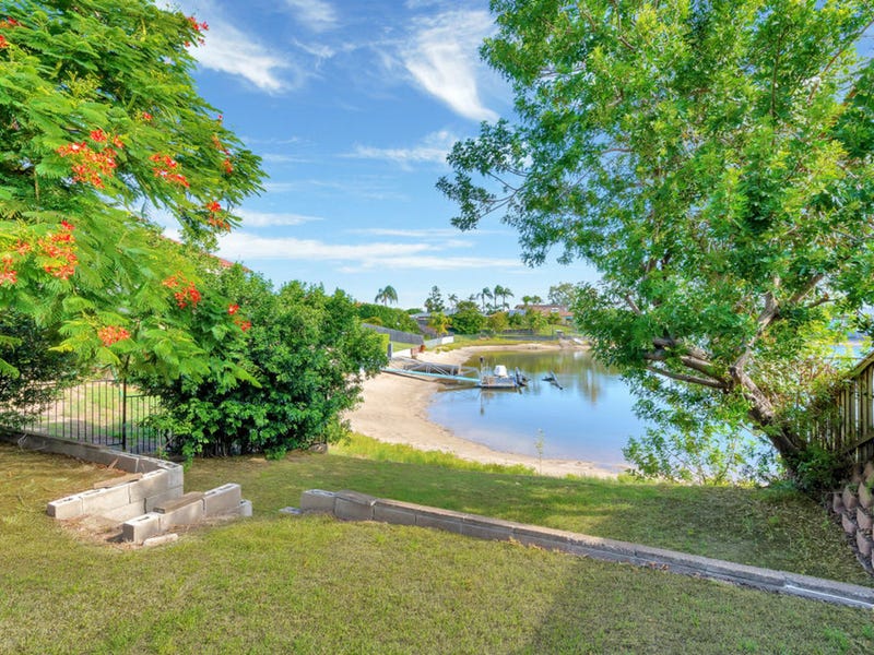 82 Ashmore Road, Bundall, Qld 4217 Property Details