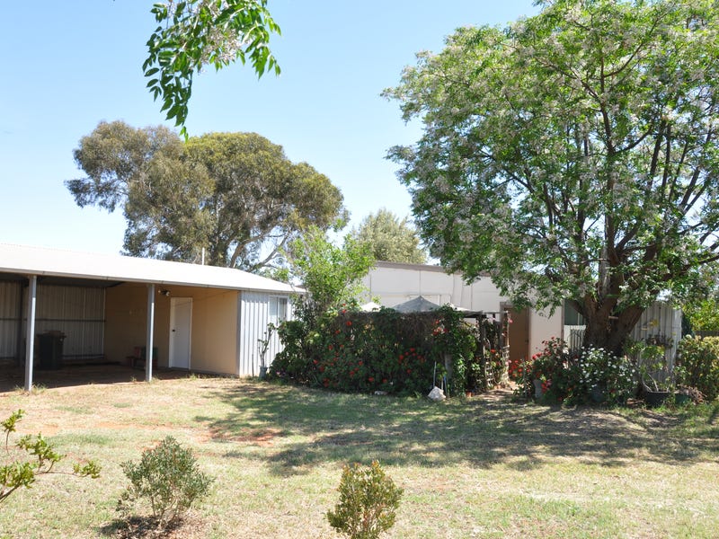 15 Thomas Street, Waikerie, SA 5330