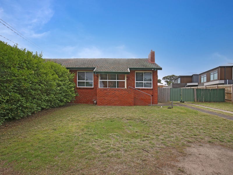 32 Lawson Parade, Heidelberg Heights, Vic 3081