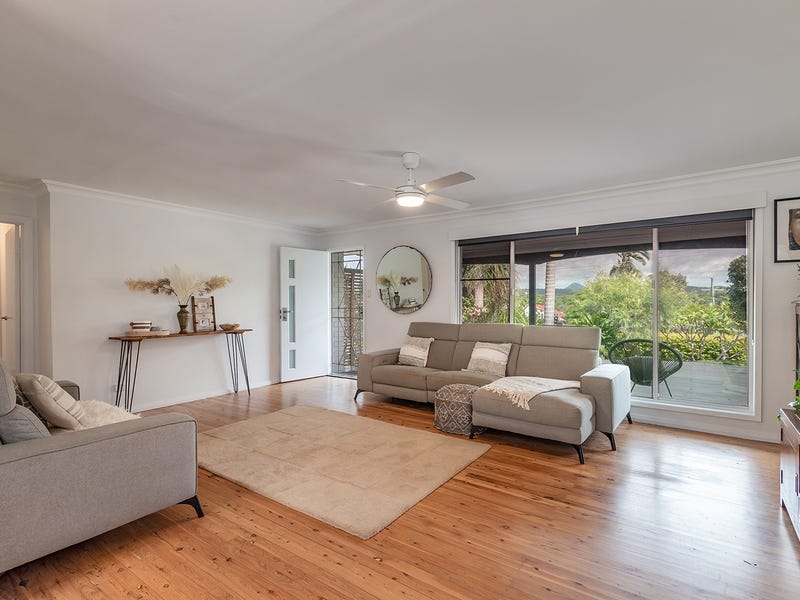 19 Fairway Drive, Tewantin, Qld 4565 Property Details