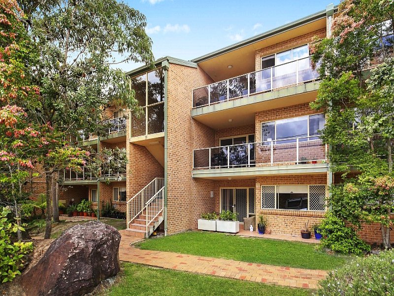 25/117 John Whiteway Drive, Gosford, NSW 2250 Property Details