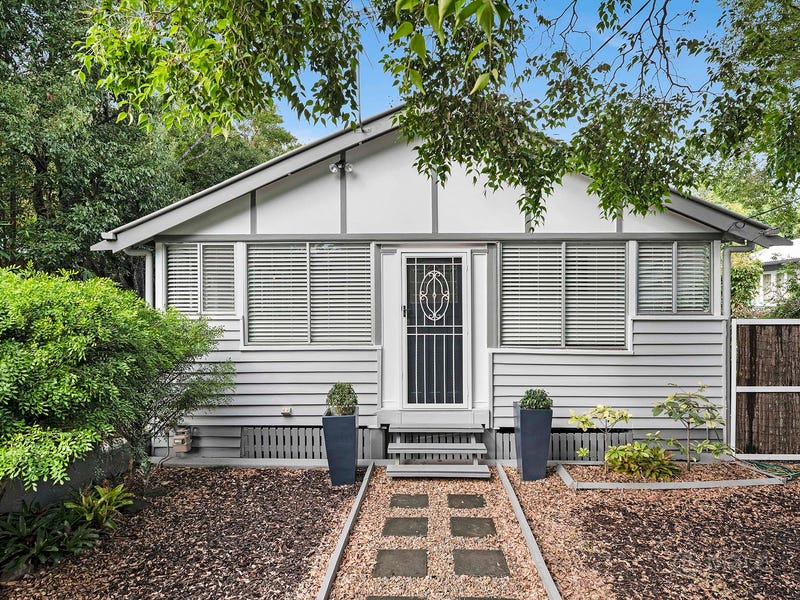 56 Balmoral Street, Hawthorne, Qld 4171 Property Details