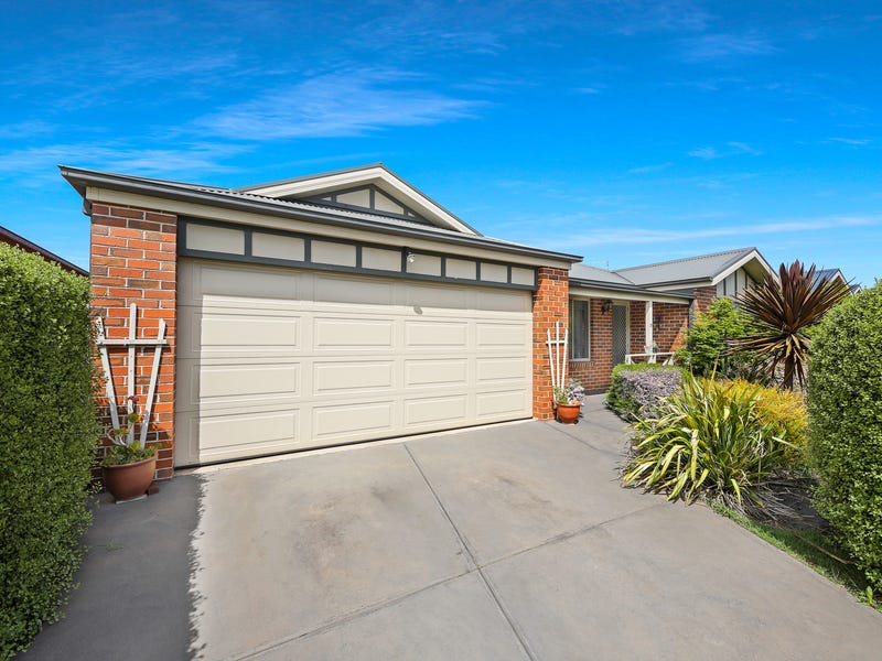 31 James Patrick Way Lancefield Vic 3435 Property Details
