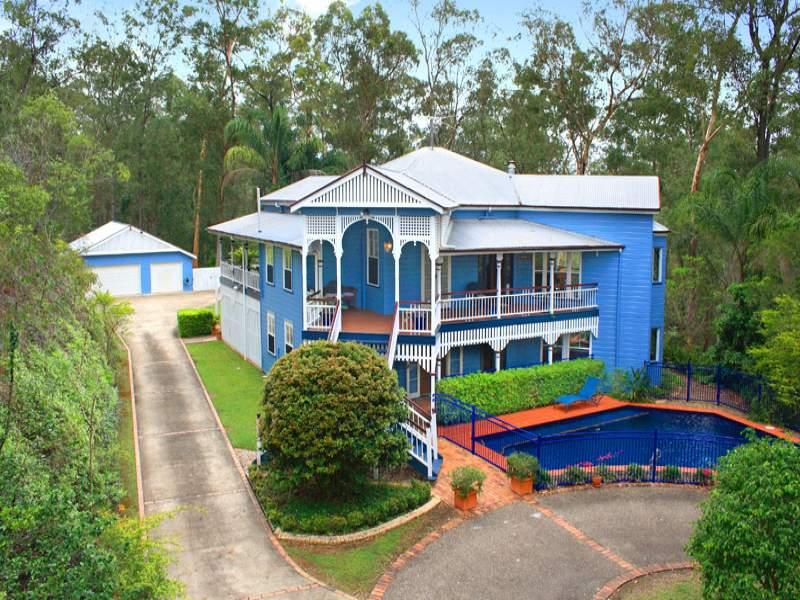 11 Hillcrest Place, Kenmore Hills, QLD 4069