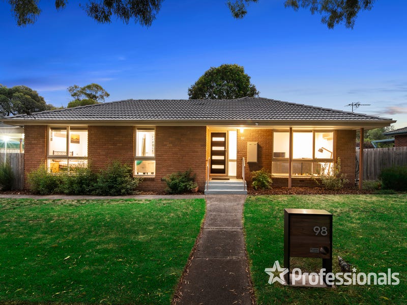 98 Allambanan Drive Bayswater North Vic 3153