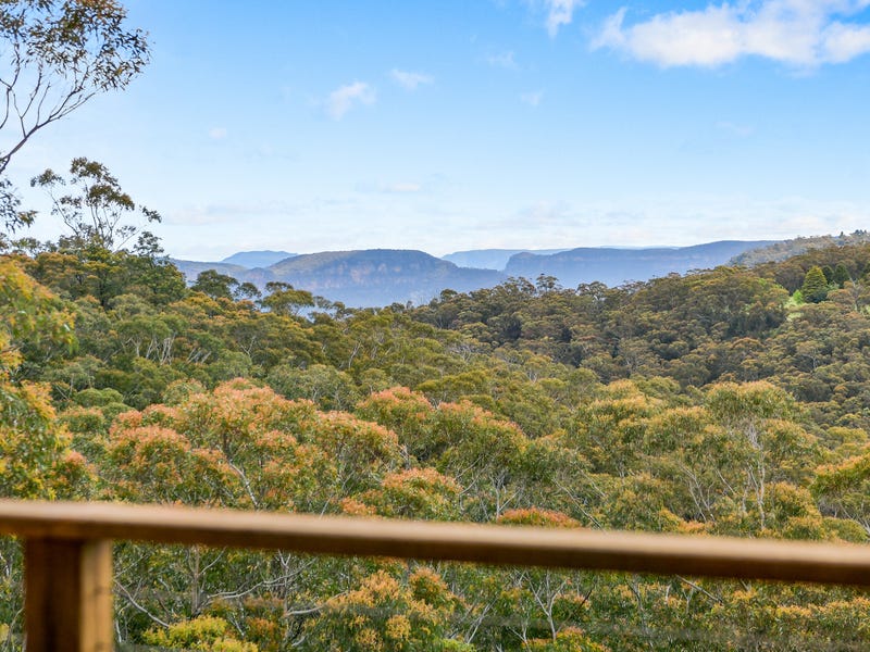 101 Valley Road, Wentworth Falls, NSW 2782