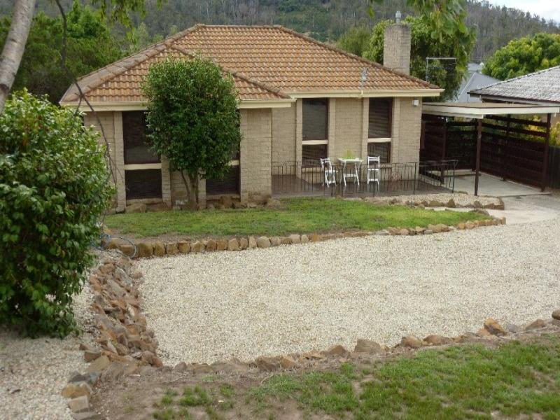 2 Winifred Jane Crescent, Hadspen, Tas 7290 Property Details