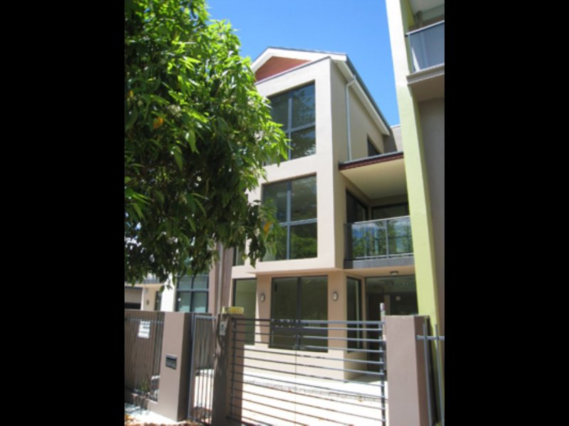 9/4547 Stuart Street, Perth, WA 6000