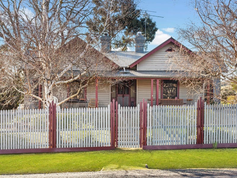 7 Rail Street, Wandong, Vic 3758 Property Details