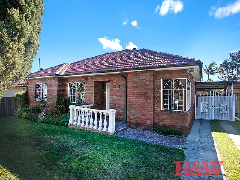 5 Dunlop Street, Roselands, NSW 2196