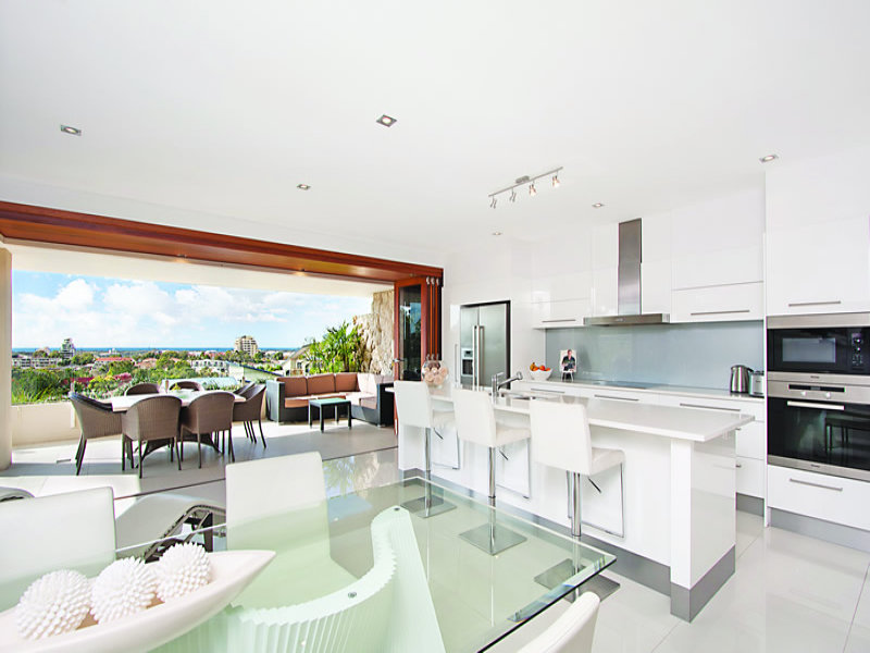 3/61 Garrick Street, Coolangatta, Qld 4225 Property Details